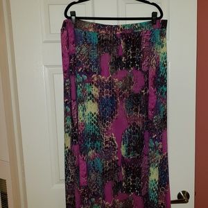 3X Kasper Multi Colored Skirt with Gold Threading